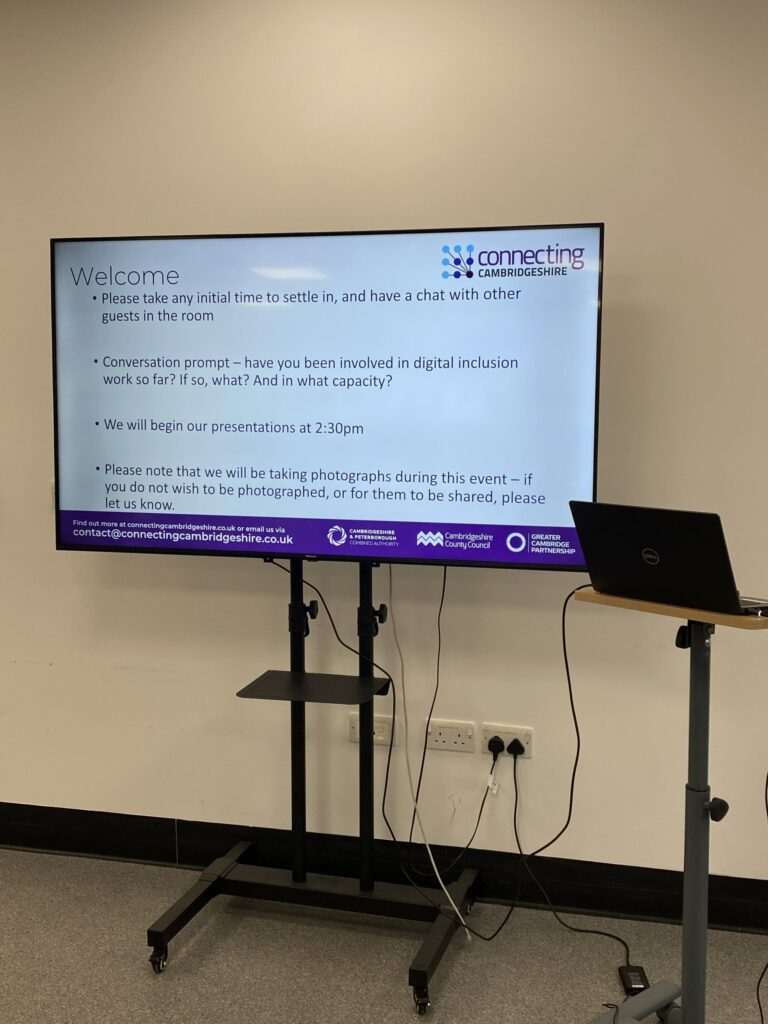 The welcome slide, asking everyone to settle in, have conversations iwth others in the room and as a conversationpoint think about how they have been involved with digital inclusion work so far.